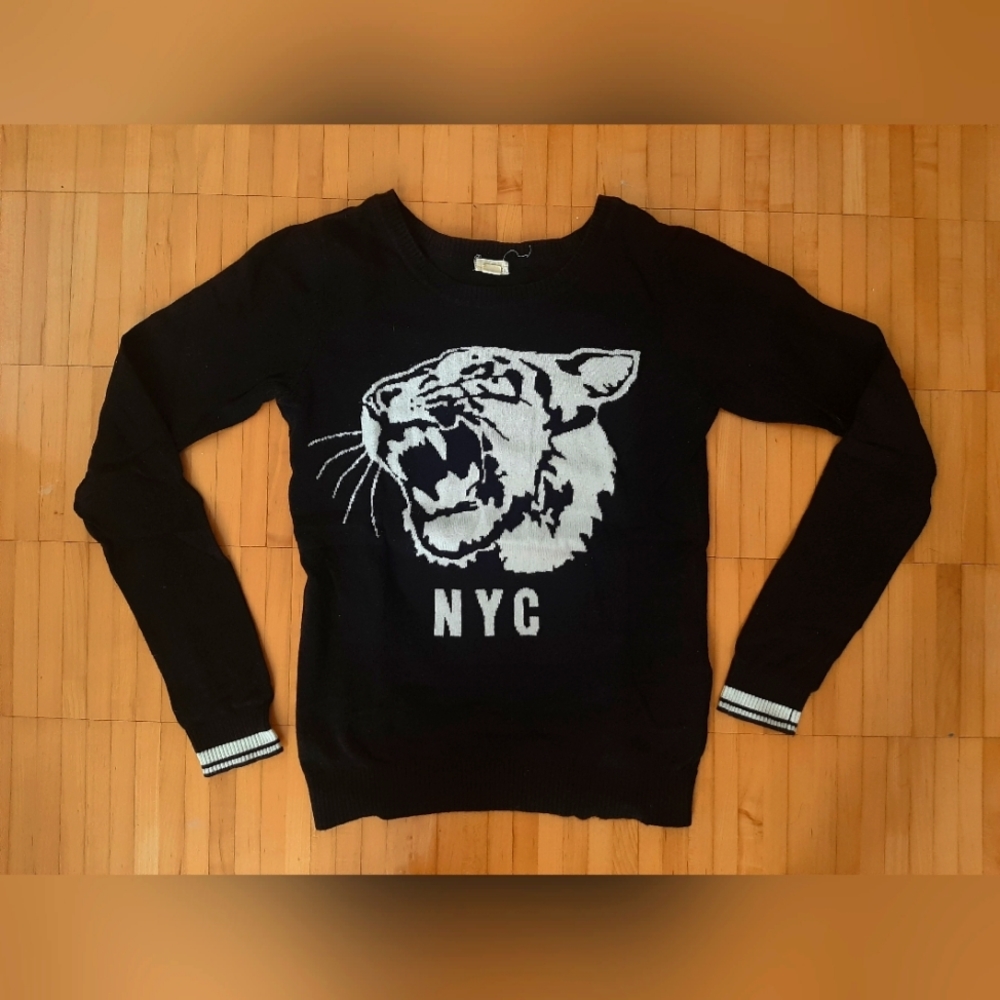 NYC black sweater